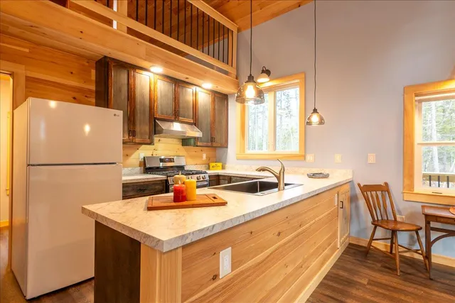 $419,000 | 391 Cape Newagen Road, Southport, ME 04576