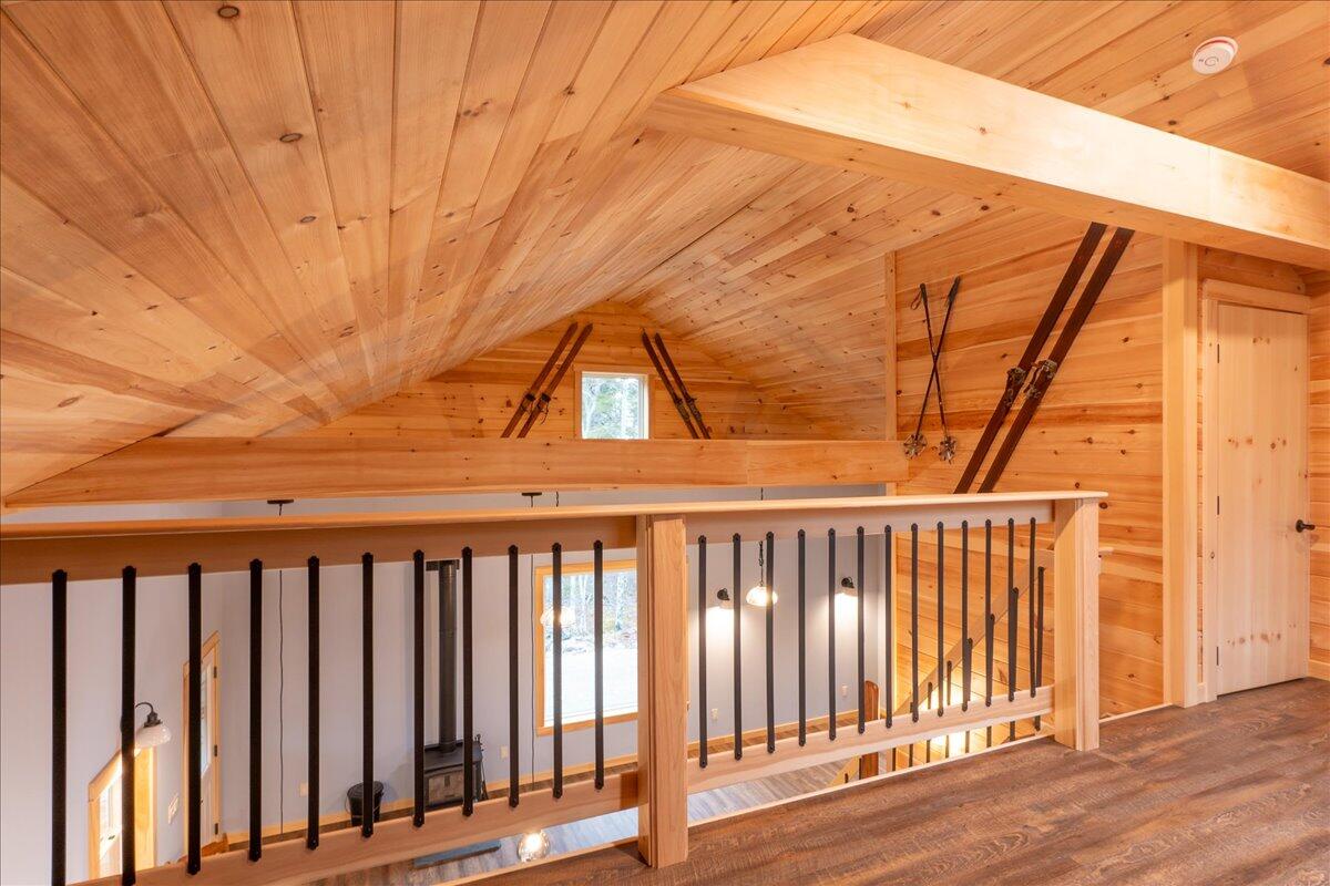 391 Cape Newagen Road Southport, ME 04576 - Photo 26 of 34 Loft 4