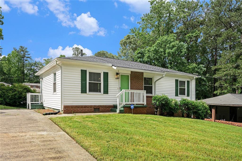 3650 Croft Place Northwest Atlanta, GA 30331 - Photo 2 of 18