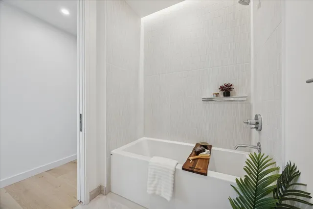 $6,395 | 610 Davis Street, Unit 3102, Austin, TX 78701