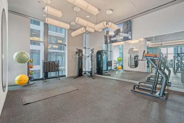 $6,395 | 610 Davis Street, Unit 3102, Austin, TX 78701