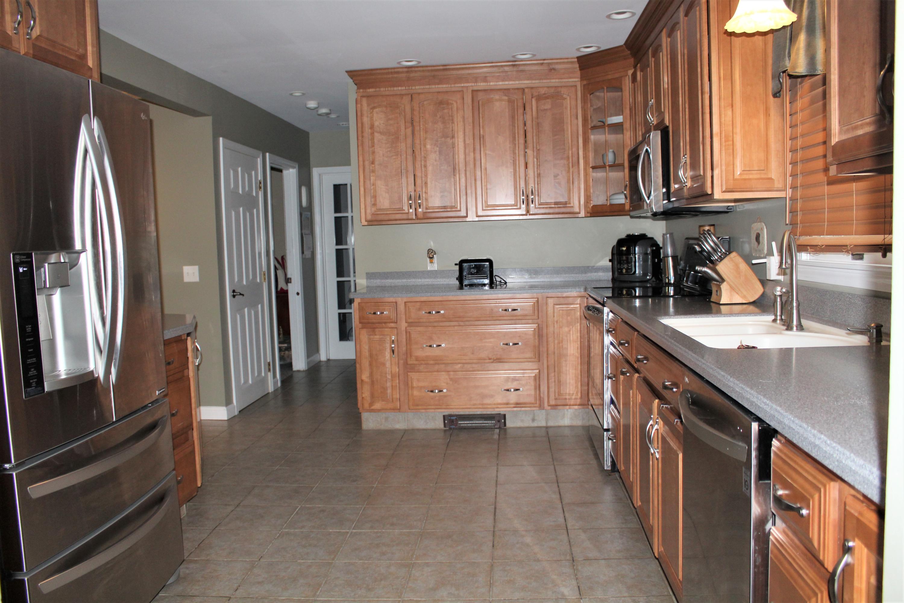 224 Old Greene Road Lewiston, ME 04240 - Photo 5 of 27 IMG_3091
