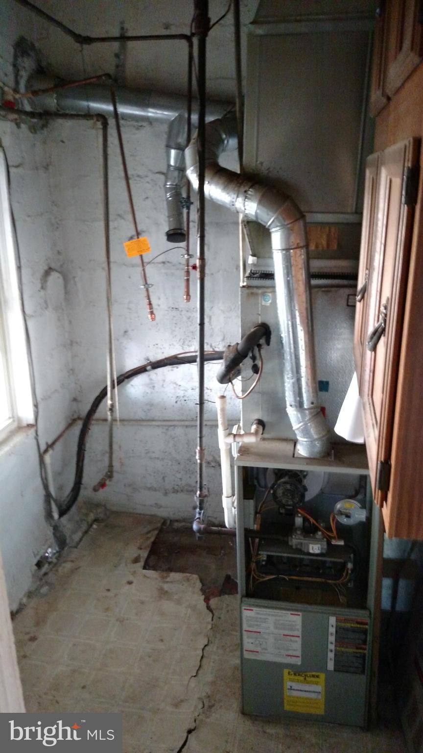 510 Bridgeview Road Baltimore, MD 21225 - Photo 5 of 11 Mechanicals