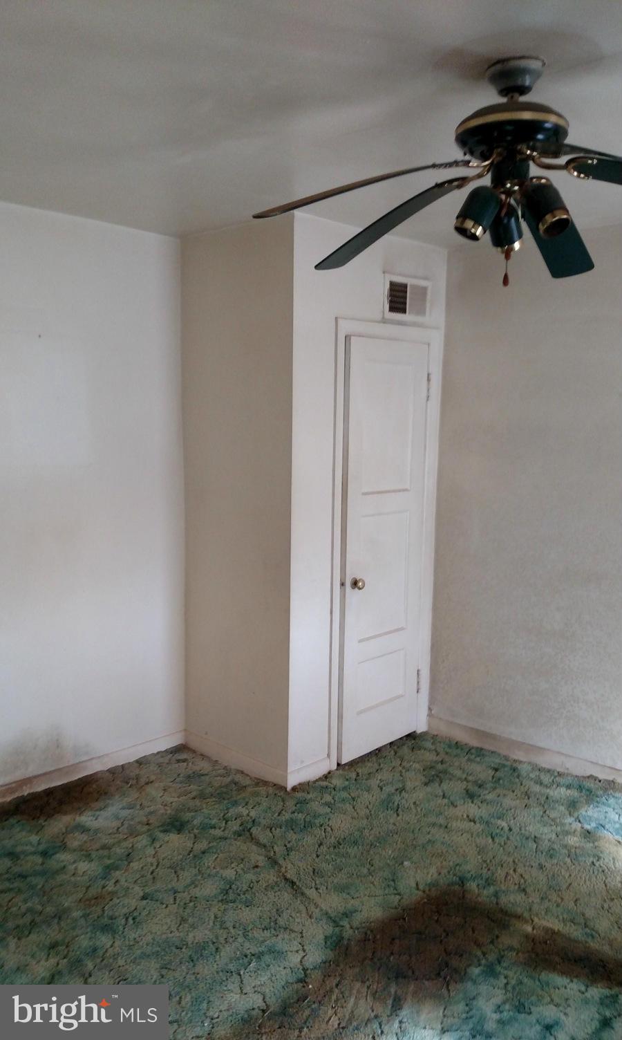 510 Bridgeview Road Baltimore, MD 21225 - Photo 7 of 11 Bedroom