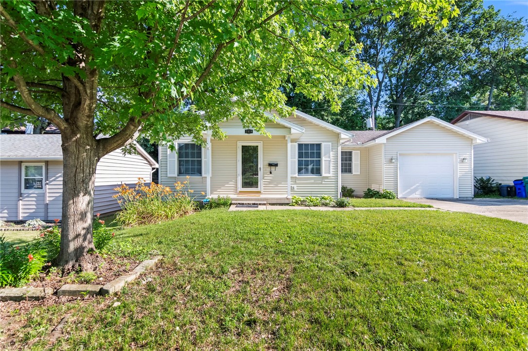 2819 East Wood Street Decatur, IL 62521 - Photo 2 of 28