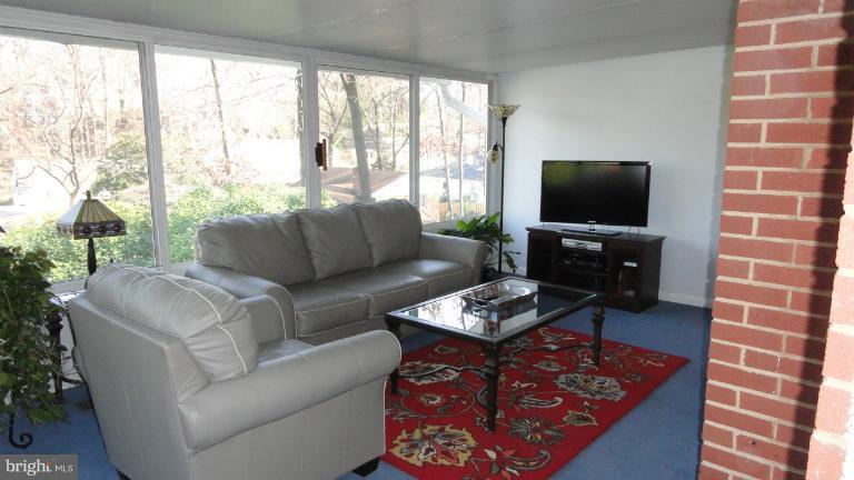 6205 Arkendale Road Alexandria, VA 22307 - Photo 17 of 26 Interior (General)