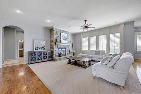 $815,000 | 11001 West 163rd Court, Overland Park, KS 66221