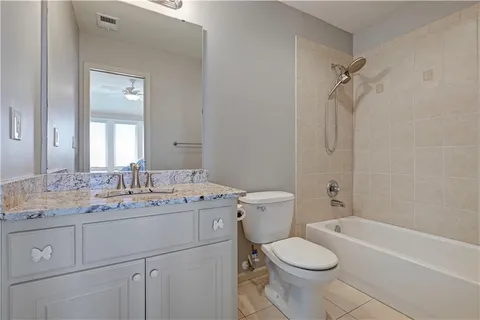 $815,000 | 11001 West 163rd Court, Overland Park, KS 66221