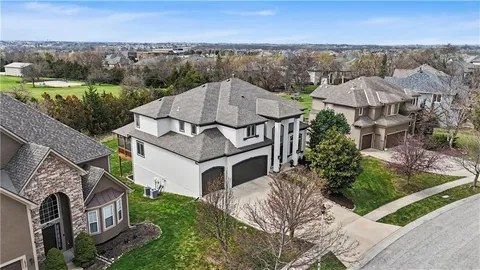 $815,000 | 11001 West 163rd Court, Overland Park, KS 66221