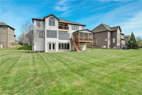 $815,000 | 11001 West 163rd Court, Overland Park, KS 66221