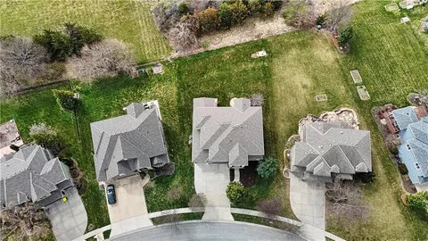 $815,000 | 11001 West 163rd Court, Overland Park, KS 66221