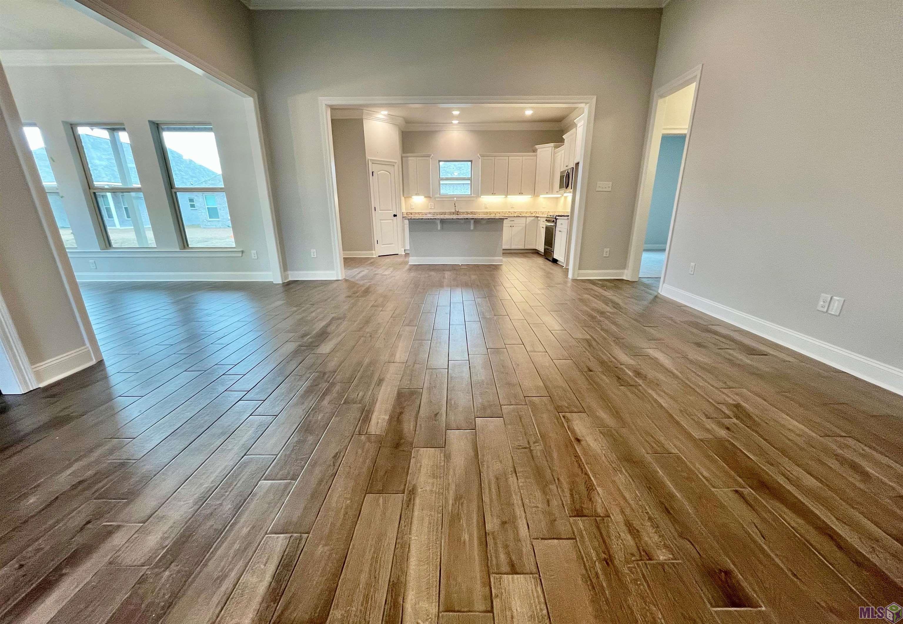 6543 Nesting Drive Gonzales, LA 70737 - Photo 2 of 9