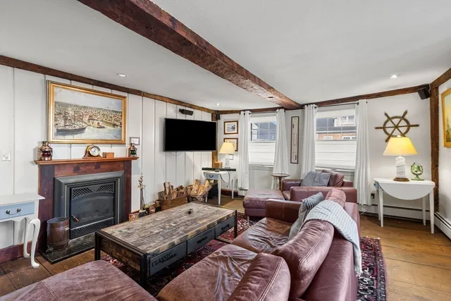 $765,000 | 164 Water Street, Unit A, Newburyport, MA 01950