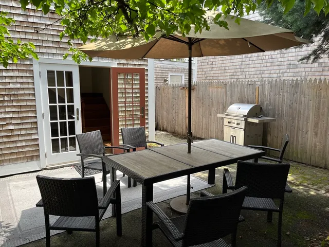 $765,000 | 164 Water Street, Unit A, Newburyport, MA 01950