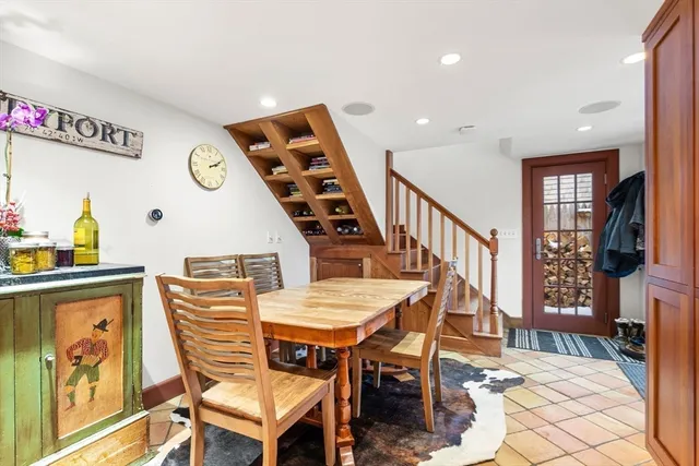 $765,000 | 164 Water Street, Unit A, Newburyport, MA 01950
