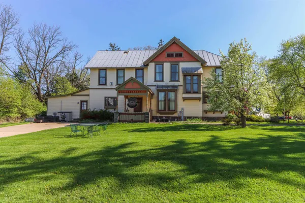 $610,000 | E3192 Apple Tree Lane, Waupaca, WI 54981