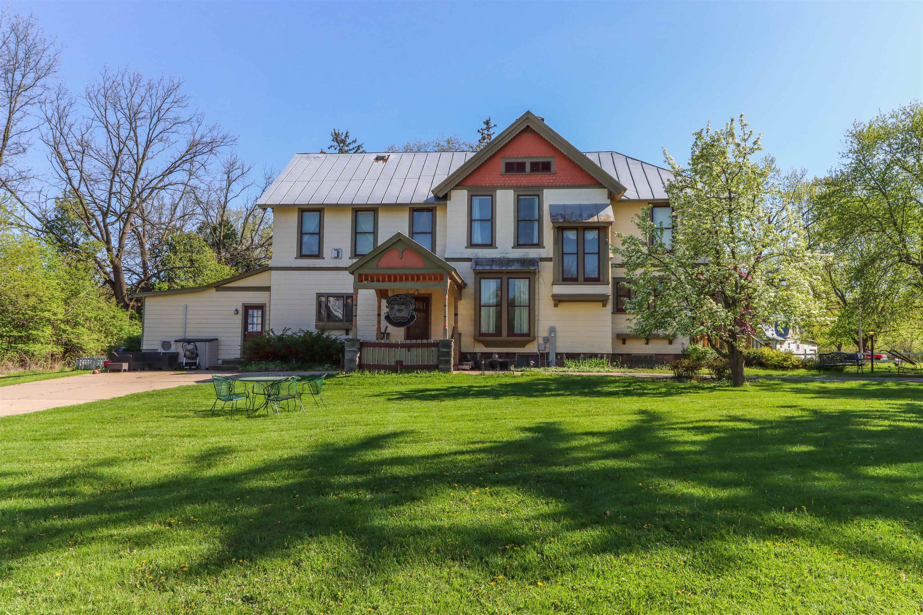 E3192 Apple Tree Lane Waupaca, WI 54981 - Photo 3 of 53