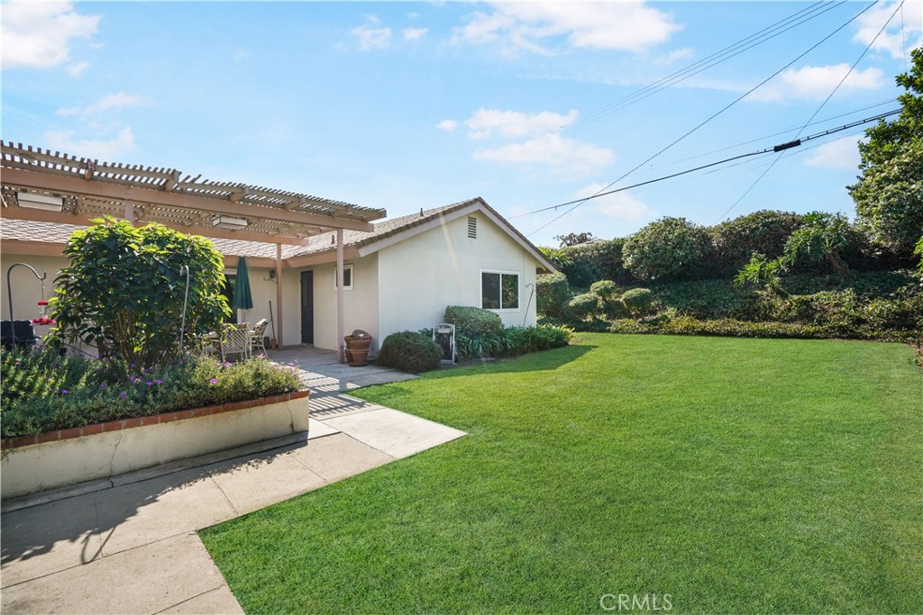 1423 La Canada Drive Brea, CA 92821 - Photo 34 of 43 a view of backyard with garden and plants