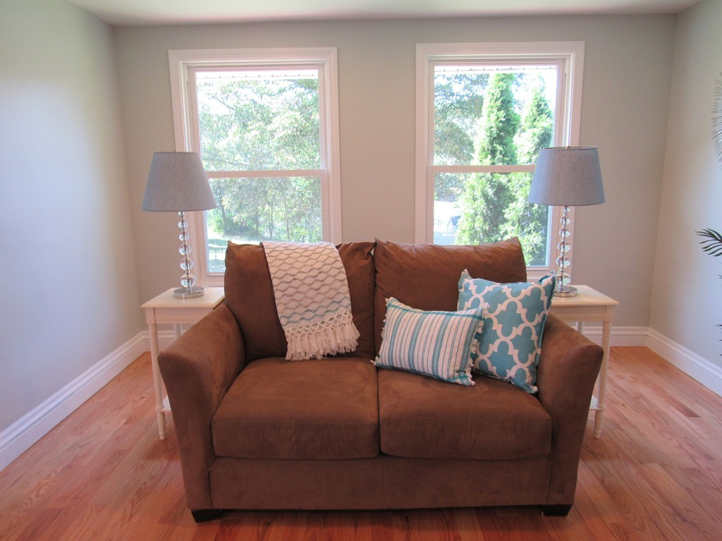 155 Main Street Reading, MA 01867 - Photo 10 of 27 Gallery Image 10