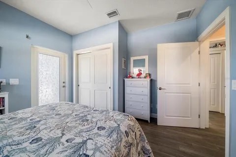 $1,945,500 | 30 79th Avenue, Treasure Island, FL 33706