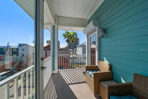 $1,945,500 | 30 79th Avenue, Treasure Island, FL 33706