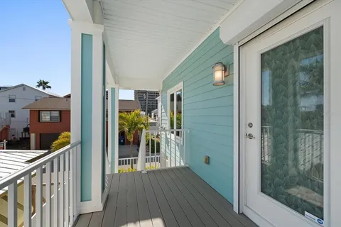 $1,945,500 | 30 79th Avenue, Treasure Island, FL 33706