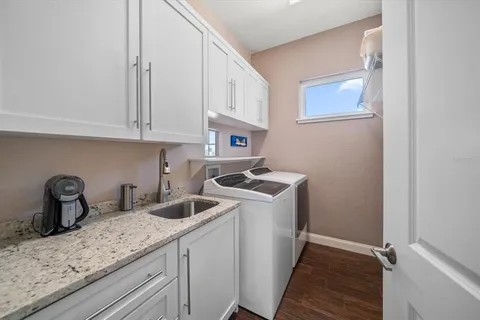 $1,945,500 | 30 79th Avenue, Treasure Island, FL 33706