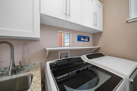 $1,945,500 | 30 79th Avenue, Treasure Island, FL 33706