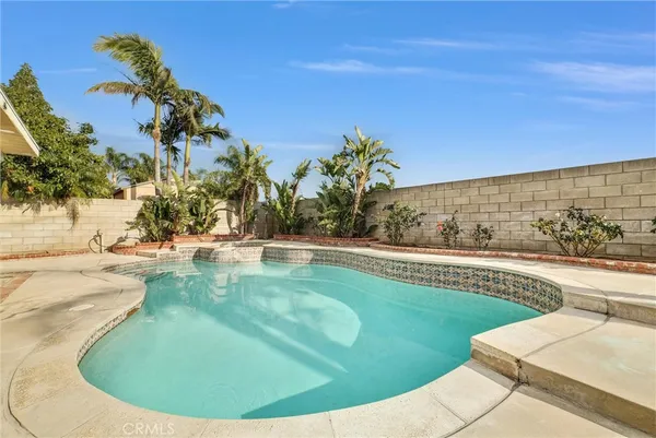 $4,350 | 15269 Blue Spruce Lane, Fontana, CA 92336