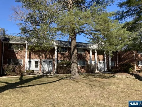 $1,850 | 208 Washington Drive, Ramsey, NJ 07446