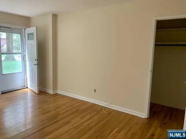 $1,850 | 208 Washington Drive, Ramsey, NJ 07446