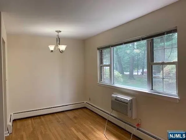 $1,850 | 208 Washington Drive, Ramsey, NJ 07446