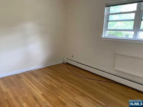 $1,850 | 208 Washington Drive, Ramsey, NJ 07446