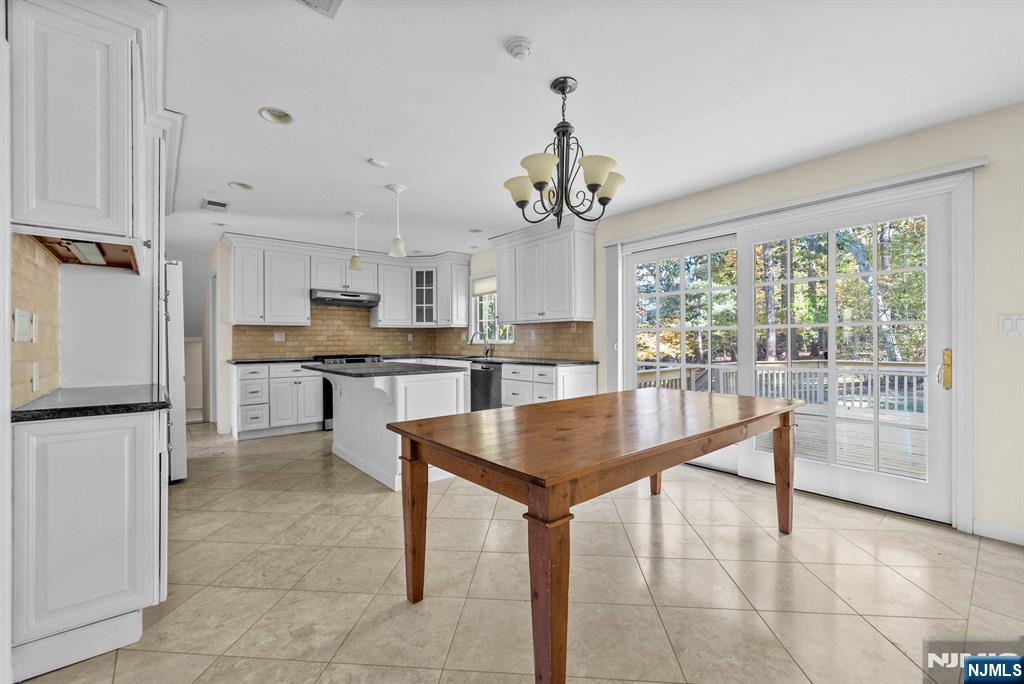 23 Pike Street Alpine, NJ 07620 - Photo 15 of 45