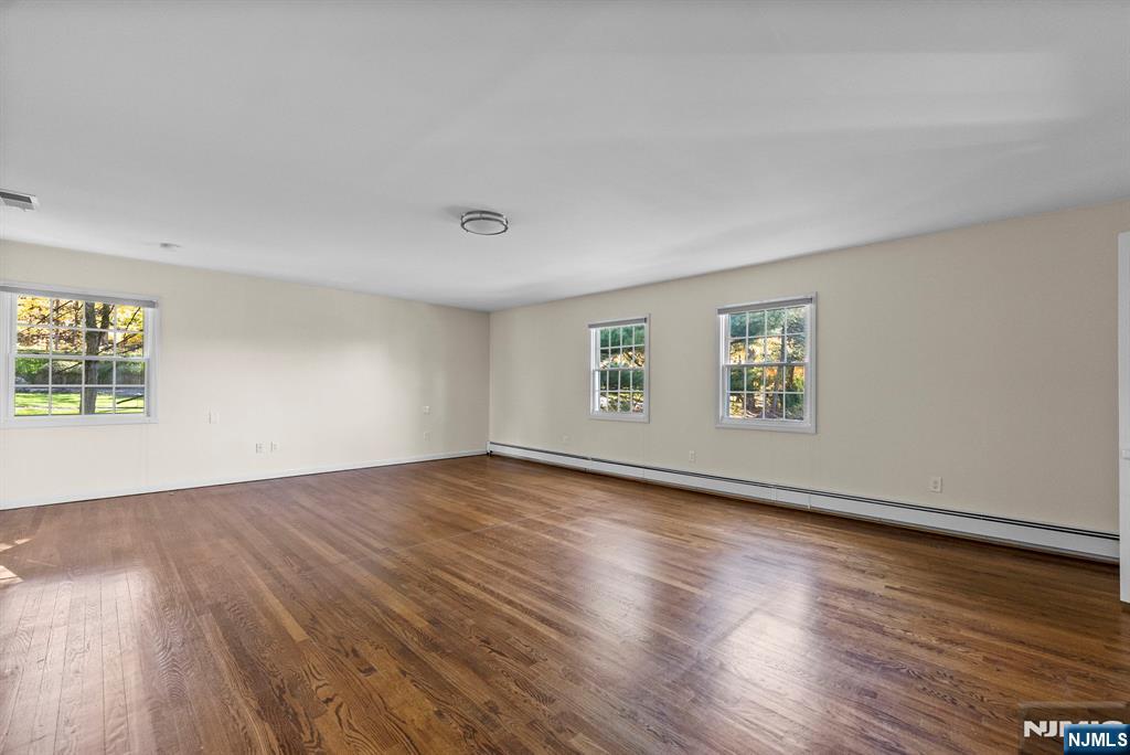 23 Pike Street Alpine, NJ 07620 - Photo 25 of 45