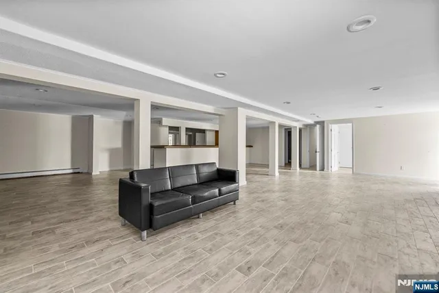 $14,985 | 23 Pike Street, Alpine, NJ 07620