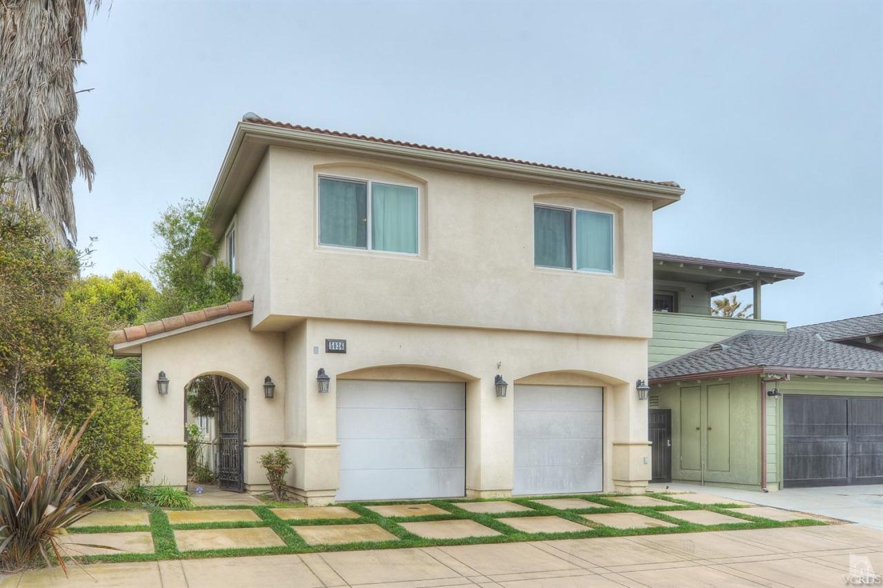 5036 Amalfi Way Oxnard, CA 93035 - Photo 1 of 30 Primary Photo