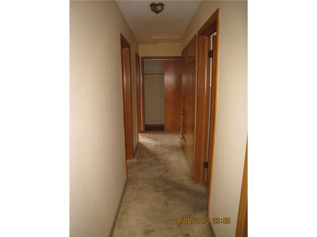 3089 Bembridge Road Columbus, OH 43221 - Photo 4 of 16 Gallery Image 4
