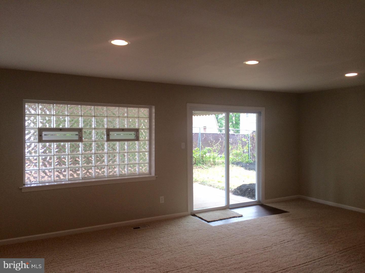 1867 Garth Road Philadelphia, PA 19116 - Photo 20 of 25 Gallery Image 20