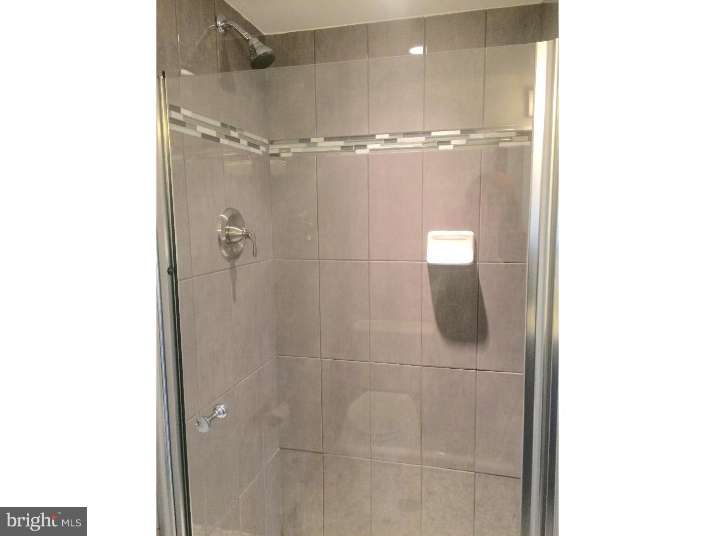 1867 Garth Road Philadelphia, PA 19116 - Photo 10 of 25 Gallery Image 10