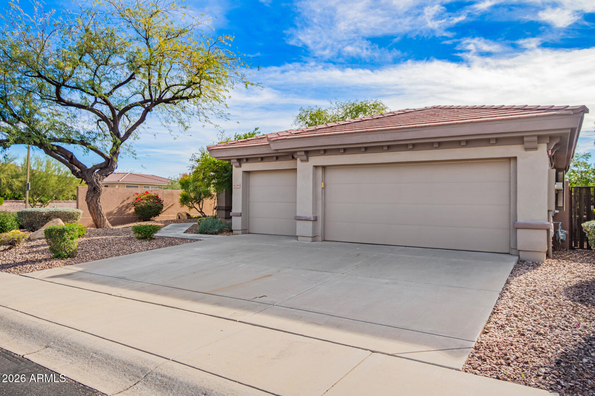 41749 North Golf Crest Road Anthem, AZ 85086 - Photo 25 of 45 3 Car garage with storage
