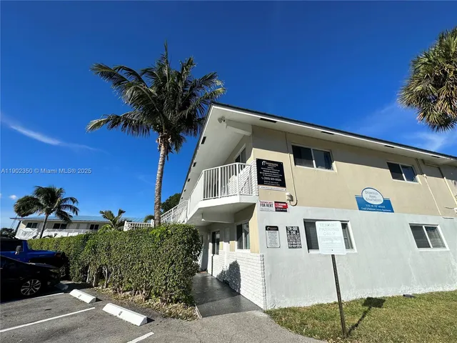 $2,195 | 110 Northeast 19th Avenue, Unit 11, Deerfield Beach, FL 33441