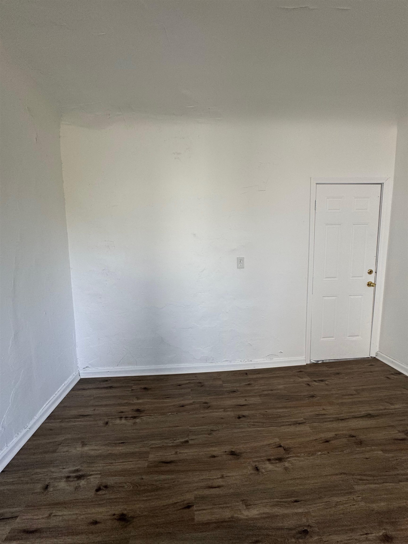 1303 Root Street Flint, MI 48503 - Photo 11 of 16