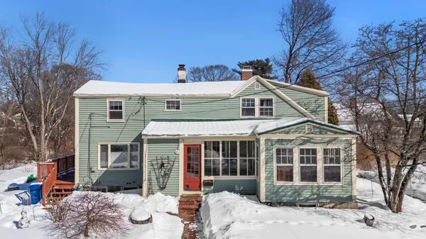 $795,000 | 124 Ocean Avenue, Portland, ME 04103