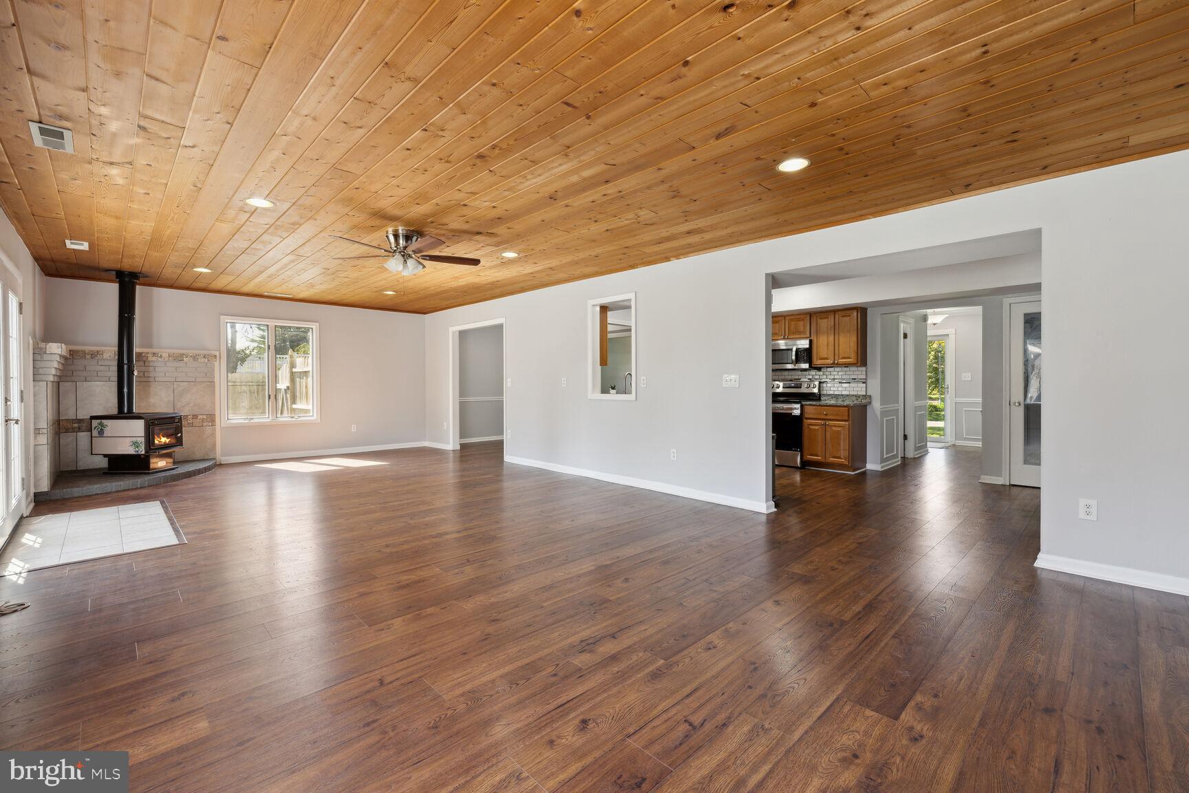 17109 Butler Road Poolesville, MD 20837 - Photo 14 of 39