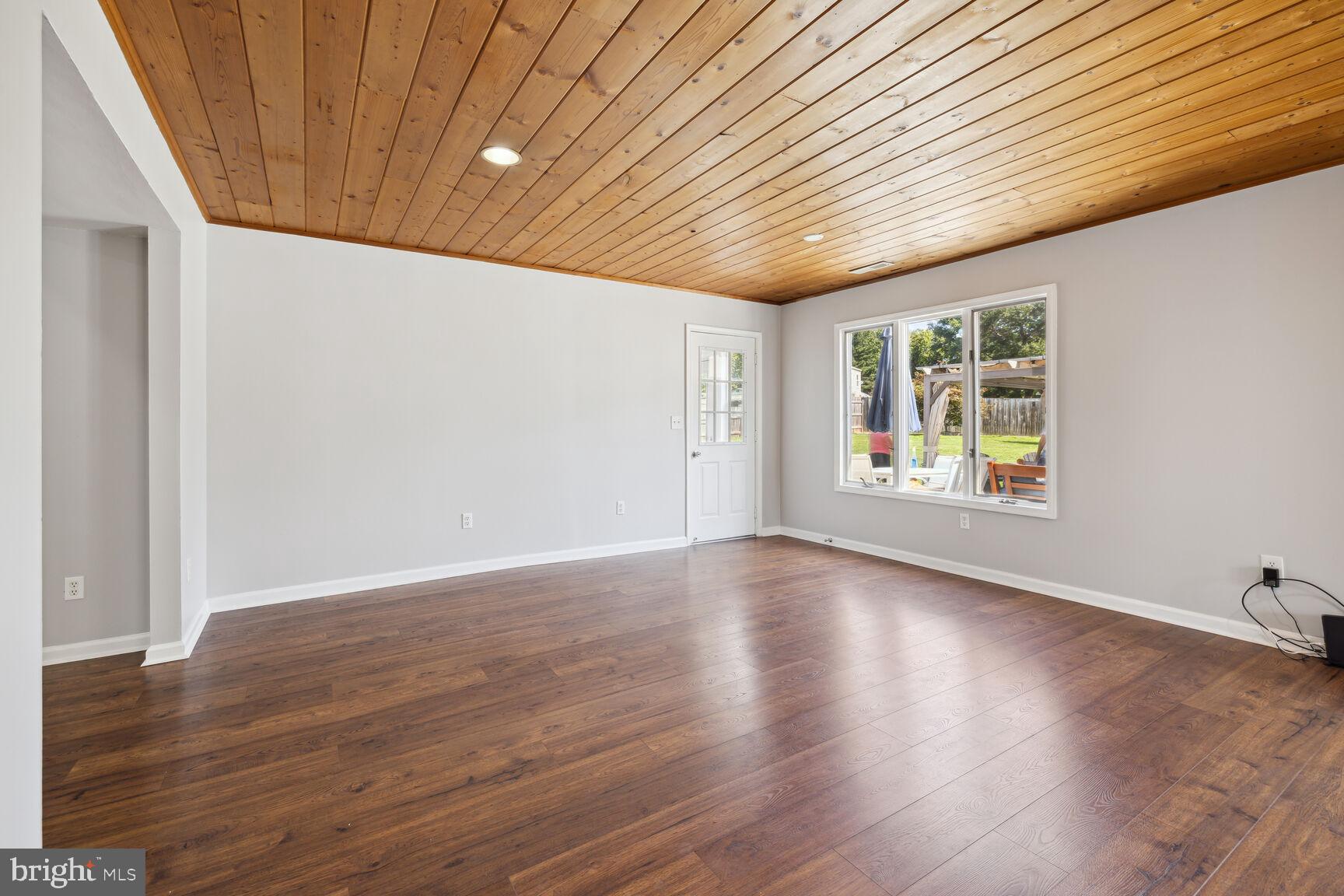 17109 Butler Road Poolesville, MD 20837 - Photo 23 of 39