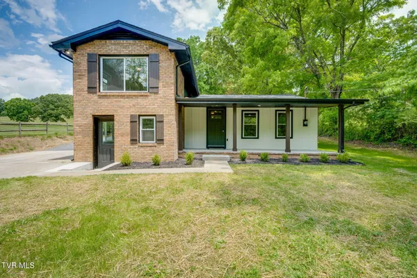 $314,900 | 144 Lone Oak Road, Surgoinsville, TN 37873