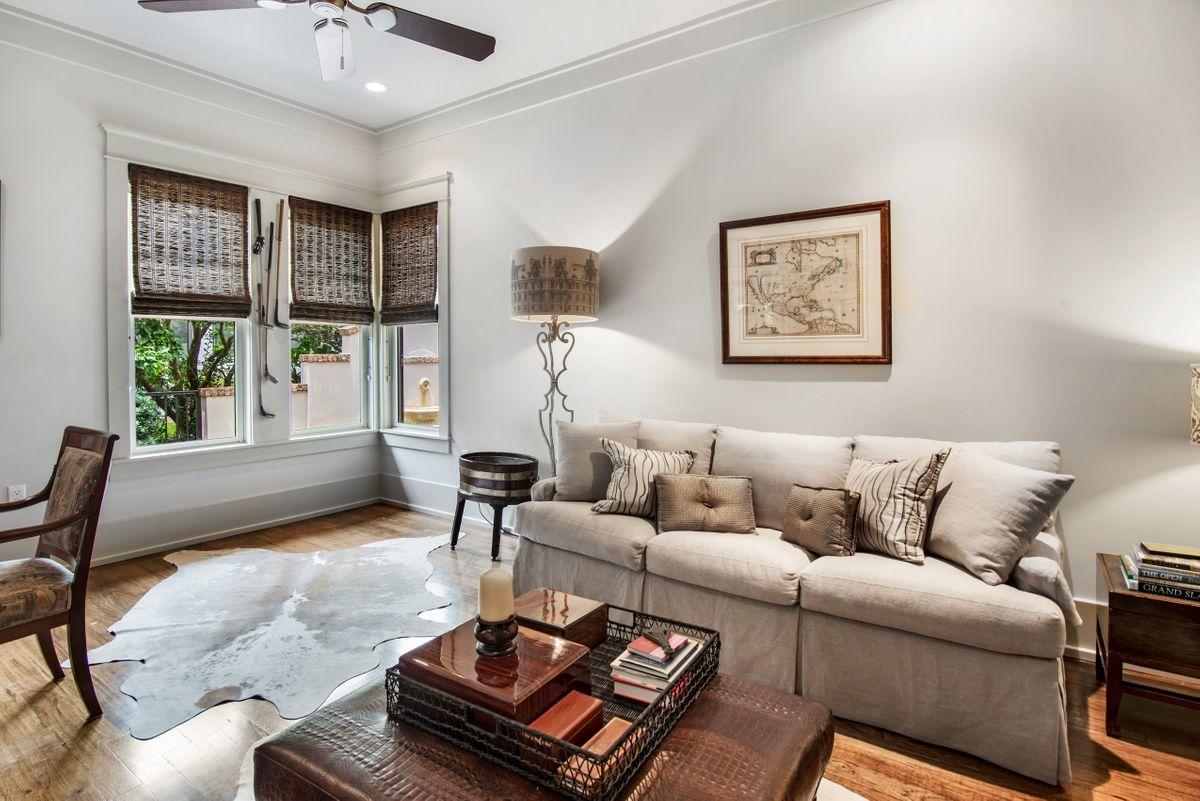 2955 Pine Valley Road Miramar Beach, FL 32550 - Photo 23 of 33 a living room with furniture and a window