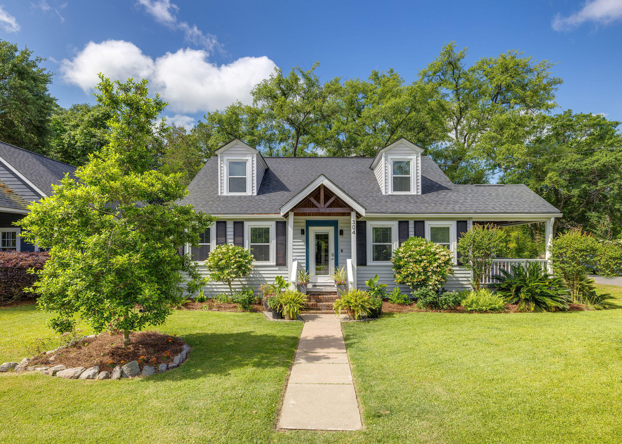 304 Magnolia Road Charleston, SC 29407 - Photo 1 of 44 304 Magnolia