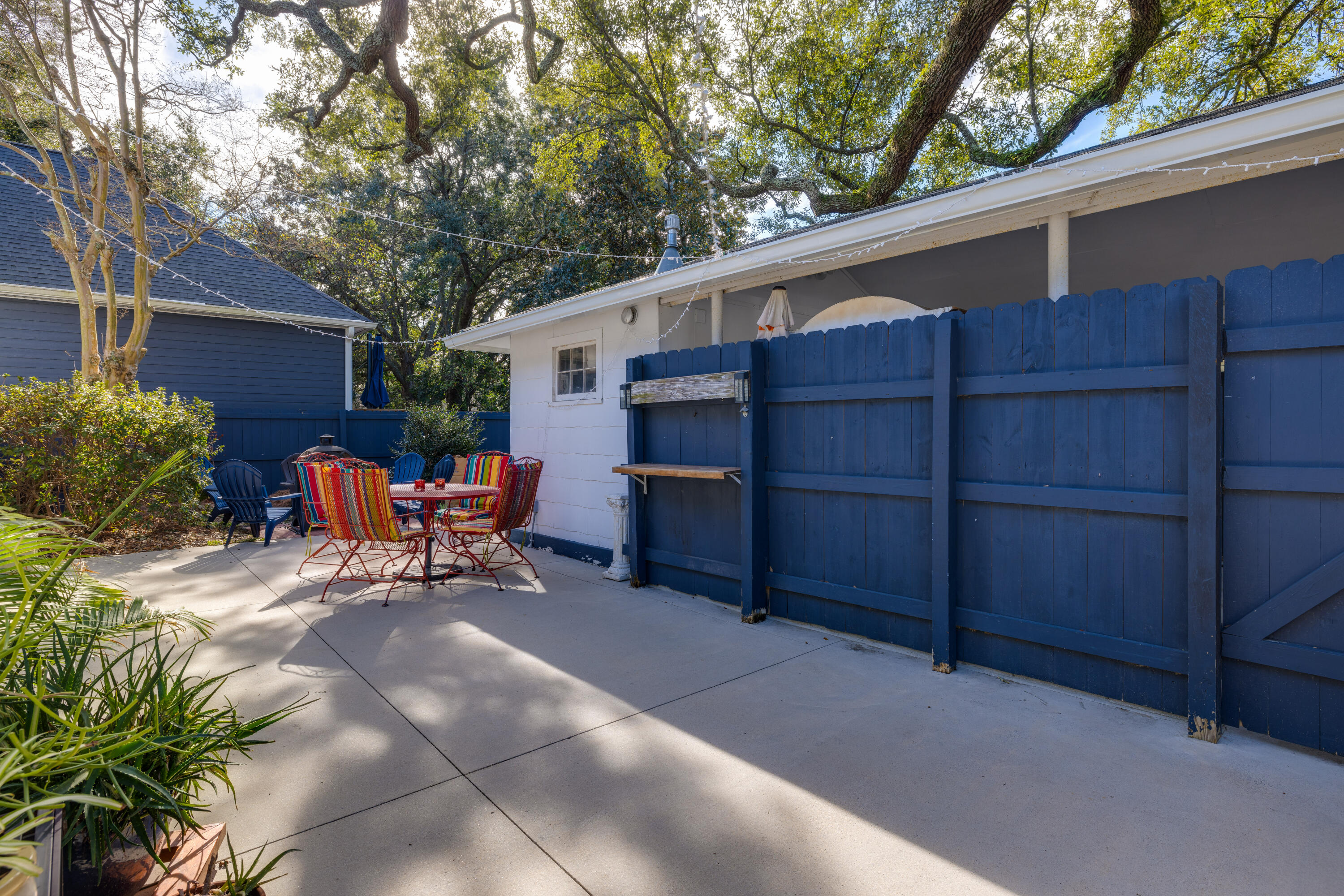 304 Magnolia Road Charleston, SC 29407 - Photo 31 of 44 Back Patio w/Detached Storage